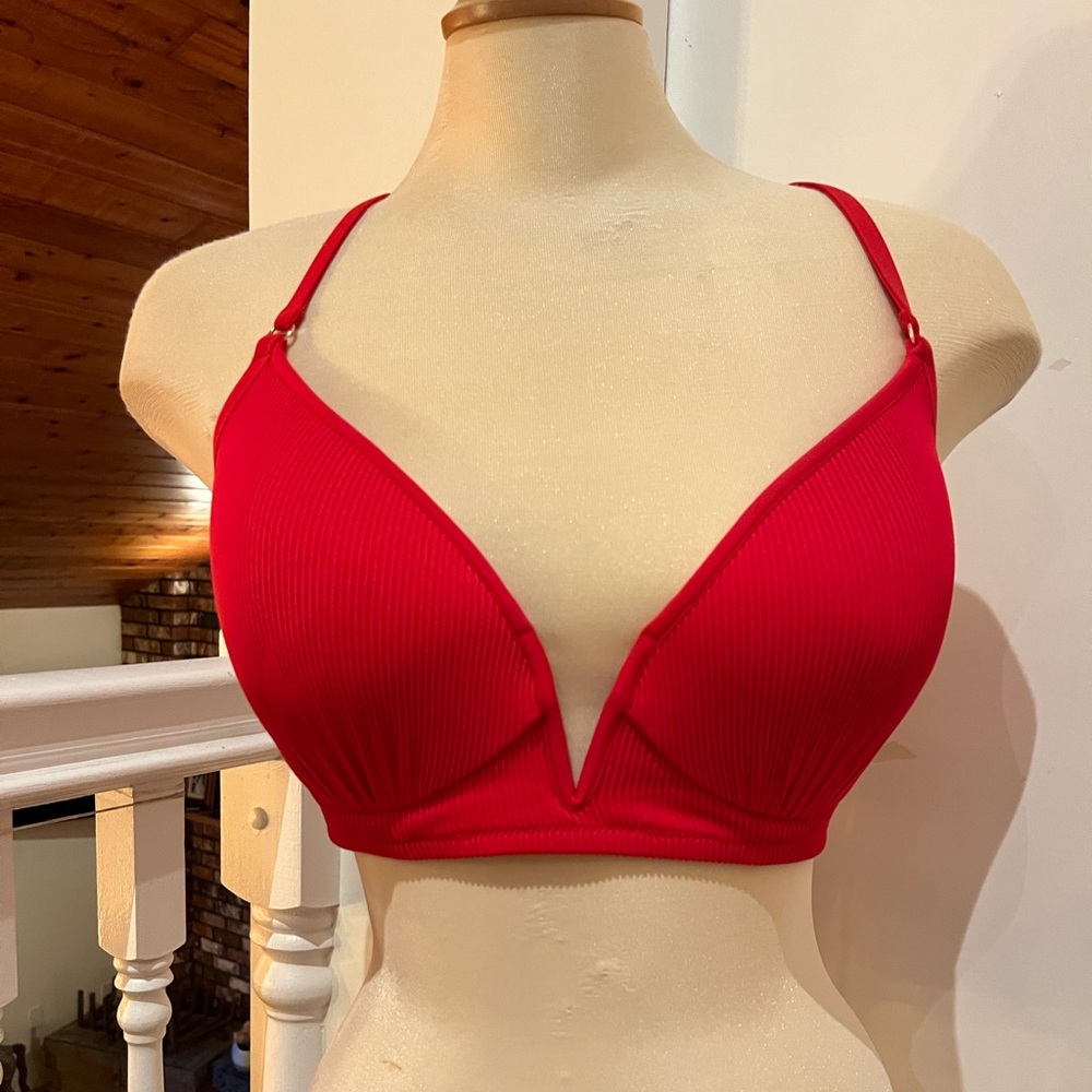 Sand & Shore 36C Bikini Top. Swimwear.